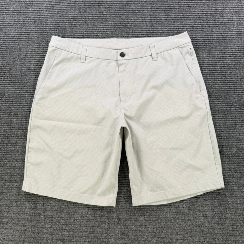 Lululemon Commission Golf Shorts Mens 34 Light Grey Ventlight Mesh Casual Chino